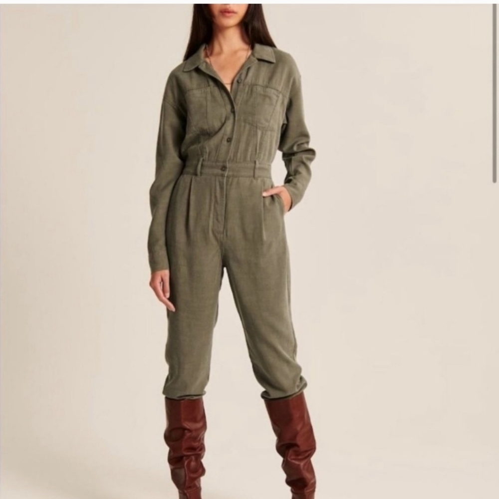 NWT ABERCROMBIE & FITCH* Jumpsuit